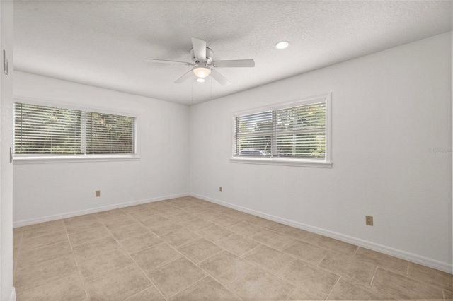 46 MAGNOLIA AVENUE, Yankeetown, FL 34498