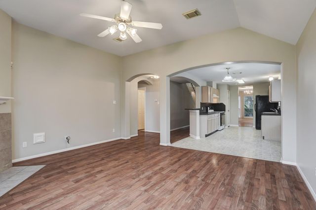 3924 Highland Vale Court, Fresno, TX 77545