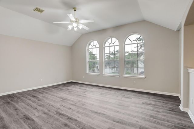 3924 Highland Vale Court, Fresno, TX 77545