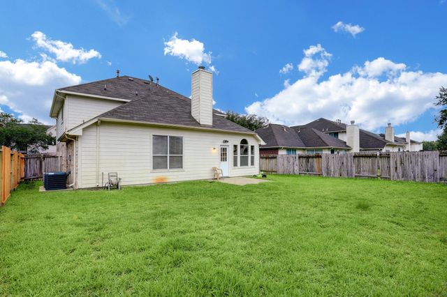 3924 Highland Vale Court, Fresno, TX 77545