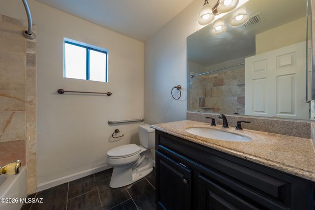10140 E Cardiff Place, Tucson, AZ 85748