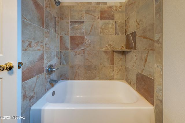 10140 E Cardiff Place, Tucson, AZ 85748