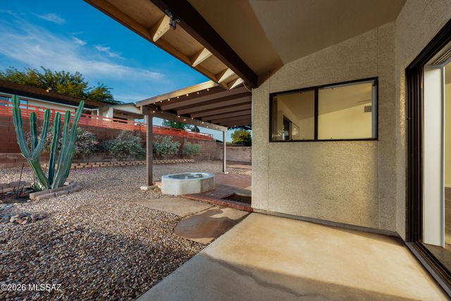 10140 E Cardiff Place, Tucson, AZ 85748