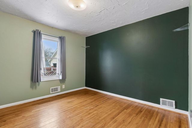 1961 Adolphus Street, Maplewood, MN 55117