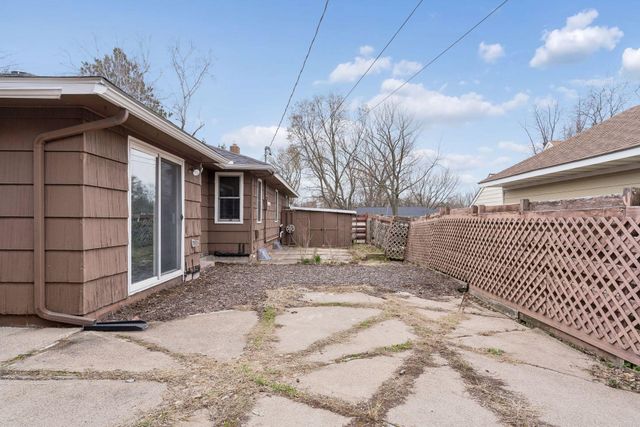 1961 Adolphus Street, Maplewood, MN 55117