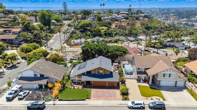 1355 Knoll Drive, Oceanside, CA 92054