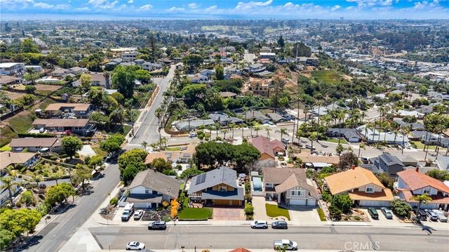 1355 Knoll Drive, Oceanside, CA 92054