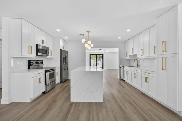 451 Dionne Drive, West Palm Beach, FL 33406