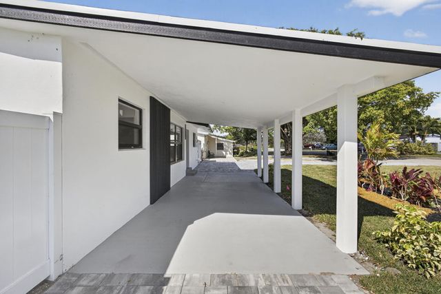 451 Dionne Drive, West Palm Beach, FL 33406