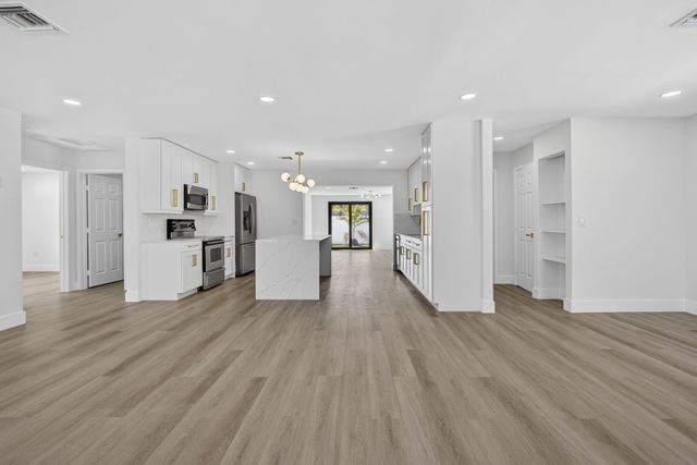 451 Dionne Drive, West Palm Beach, FL 33406