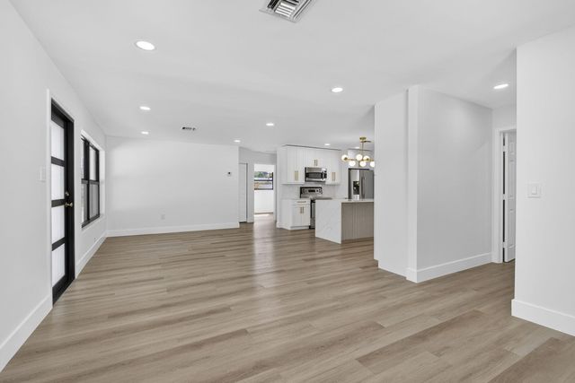 451 Dionne Drive, West Palm Beach, FL 33406