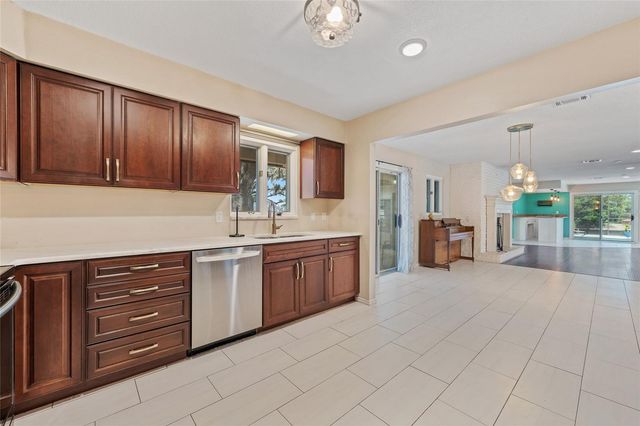 33651 OVERTON DRIVE, Leesburg, FL 34788