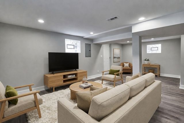 8914 S Normal Avenue, Chicago, IL 60620