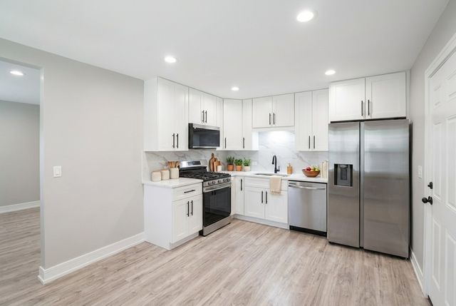 8914 S Normal Avenue, Chicago, IL 60620