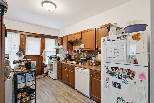 1218-1220 11 Street, Moline, IL 61265