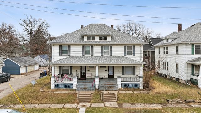 1218-1220 11 Street, Moline, IL 61265