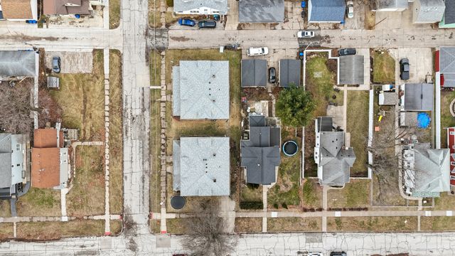 1218-1220 11 Street, Moline, IL 61265