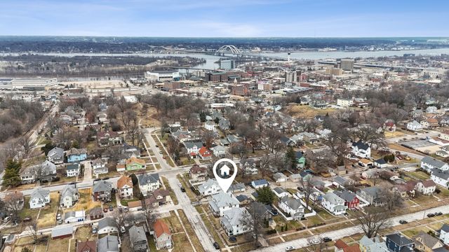 1218-1220 11 Street, Moline, IL 61265