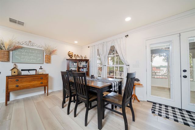 305 County Road 193, Gary, TX 75643