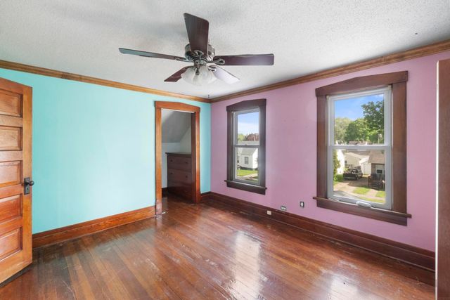 1717 Forest Avenue, Waterloo, IA 50702