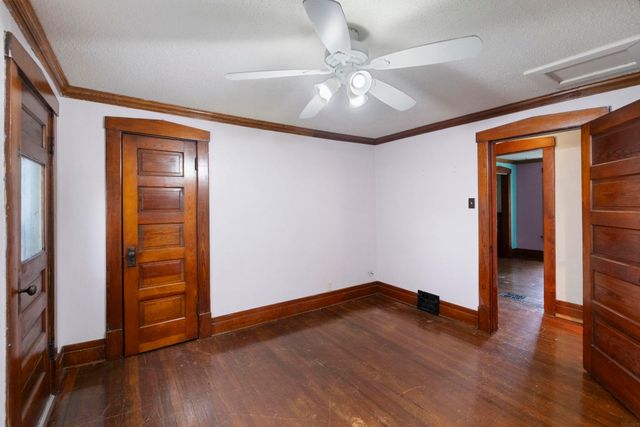 1717 Forest Avenue, Waterloo, IA 50702