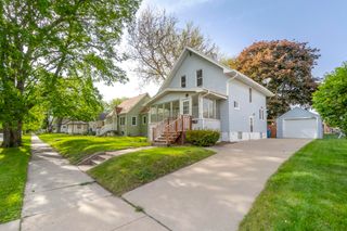 1717 Forest Avenue, Waterloo, IA 50702