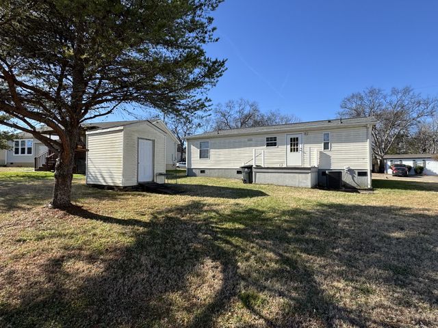 408 Shoreline Cir, Antioch, TN 37013