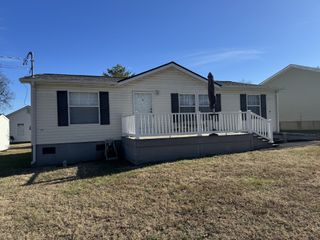 408 Shoreline Cir, Antioch, TN 37013