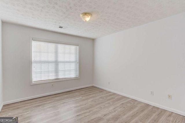 802 Board Walk Court, Loganville, GA 30052