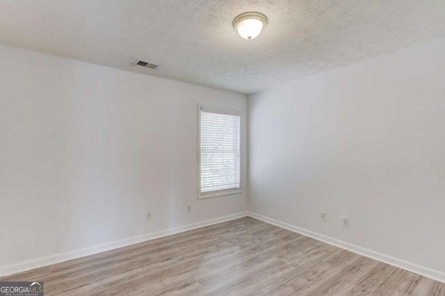 802 Board Walk Court, Loganville, GA 30052