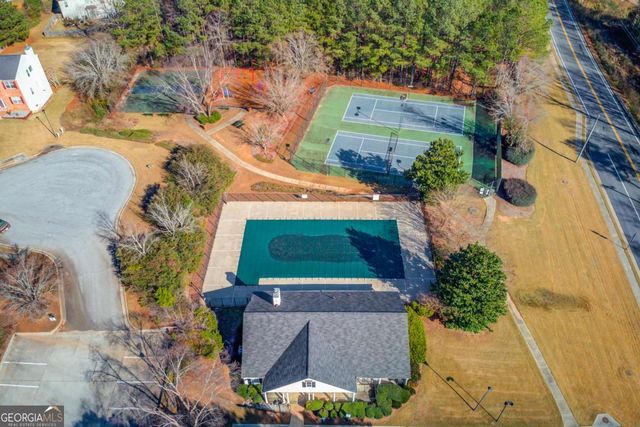 802 Board Walk Court, Loganville, GA 30052
