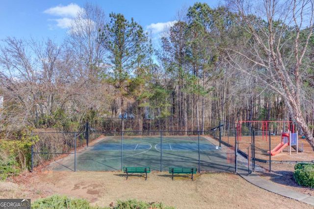802 Board Walk Court, Loganville, GA 30052