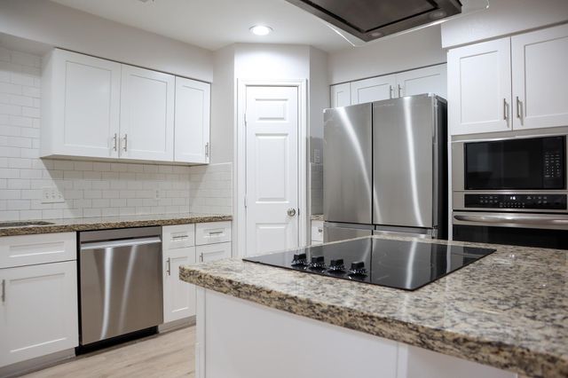 13415 Ravensway Drive, Cypress, TX 77429