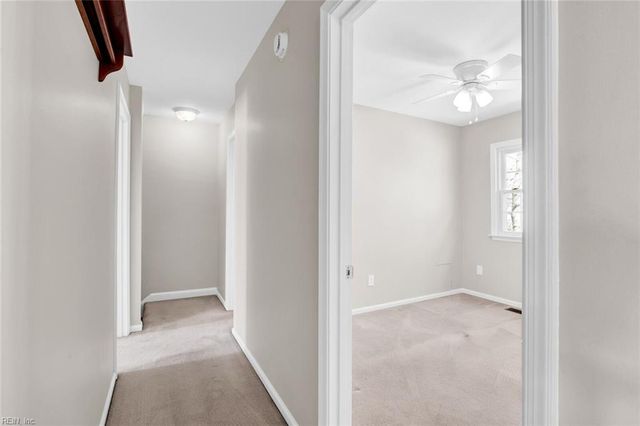 60 Harris Creek RD, Hampton, VA 23669