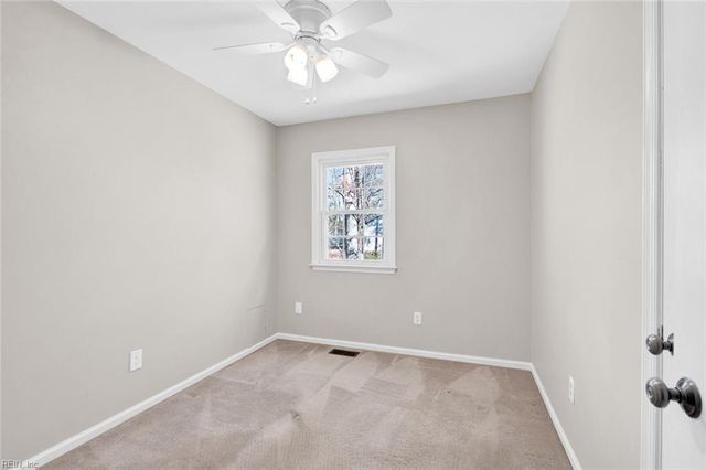 60 Harris Creek RD, Hampton, VA 23669