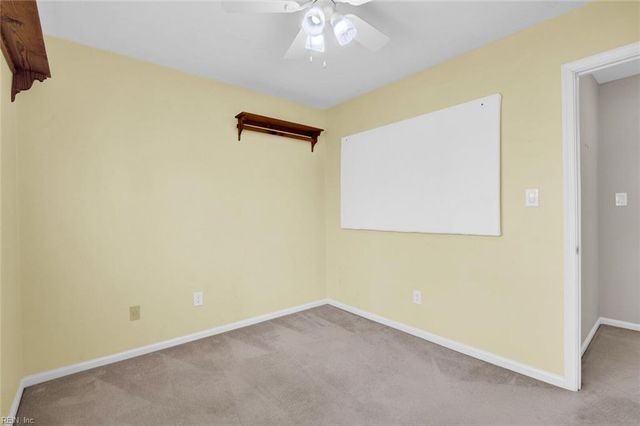 60 Harris Creek RD, Hampton, VA 23669