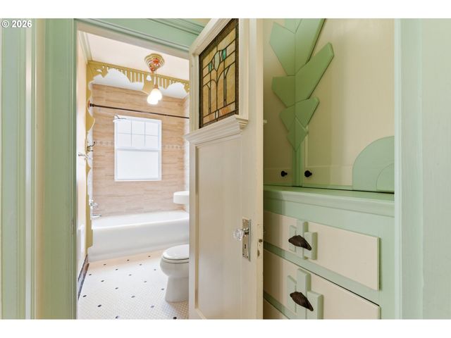 1509 Ne 10TH Ave 304, Portland, OR 97232