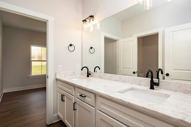 13103 Jones Gap Rd, Soddy Daisy, TN 37379