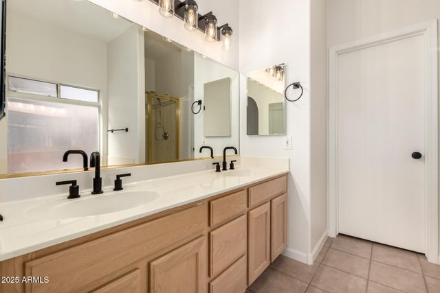 10211 W GEORGIA Avenue, Glendale, AZ 85307