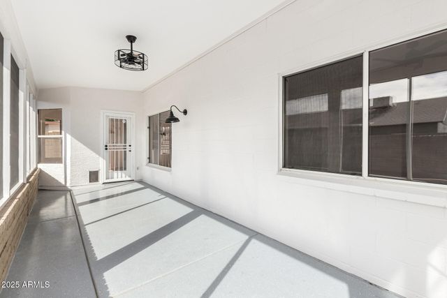 10211 W GEORGIA Avenue, Glendale, AZ 85307