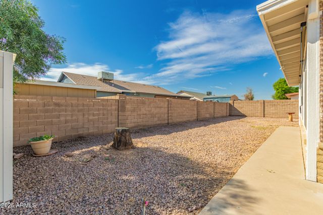 10211 W GEORGIA Avenue, Glendale, AZ 85307