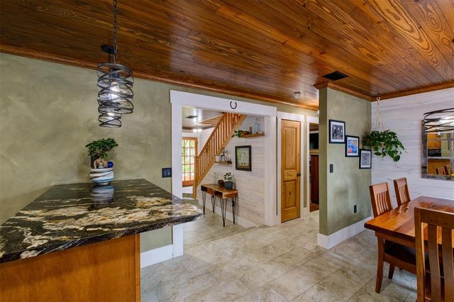 2690 TEMPLE STREET, Sarasota, FL 34239