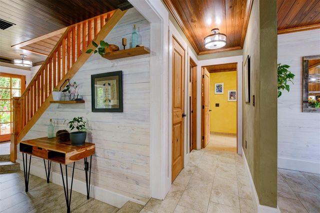 2690 TEMPLE STREET, Sarasota, FL 34239
