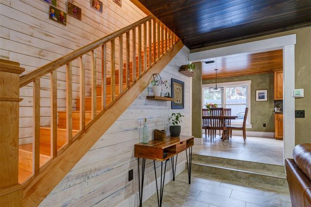 2690 TEMPLE STREET, Sarasota, FL 34239