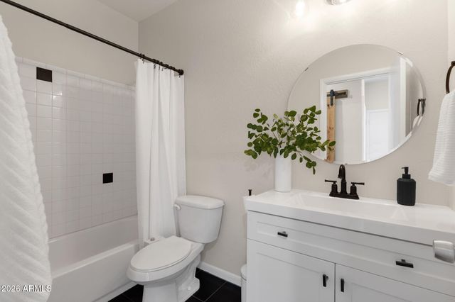 3930 N 30TH Street, Phoenix, AZ 85016