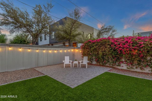 3930 N 30TH Street, Phoenix, AZ 85016