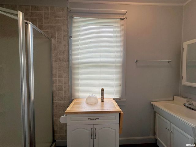 1520 Gartside Street, Murphysboro, IL 62966