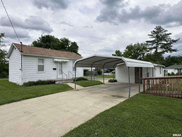 1520 Gartside Street, Murphysboro, IL 62966