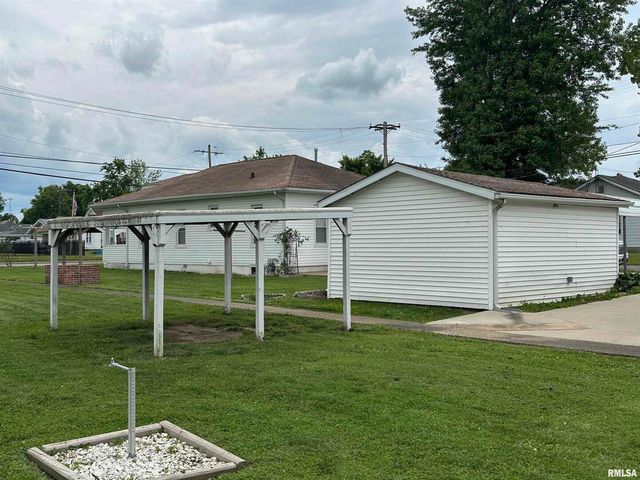 1520 Gartside Street, Murphysboro, IL 62966