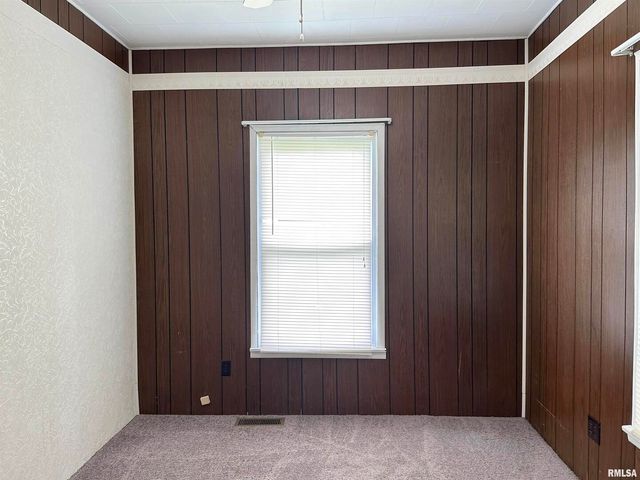 1520 Gartside Street, Murphysboro, IL 62966